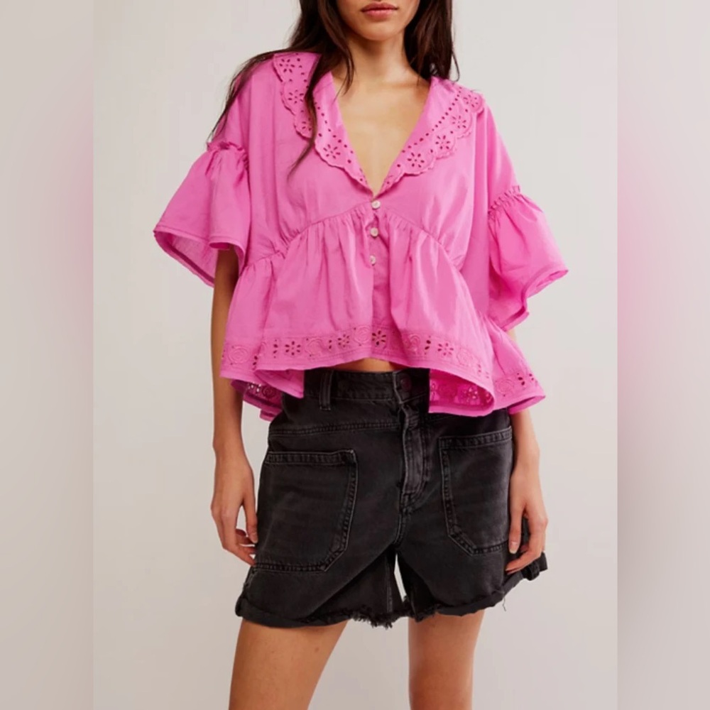 NWOT - Free People Elle Cut work Top